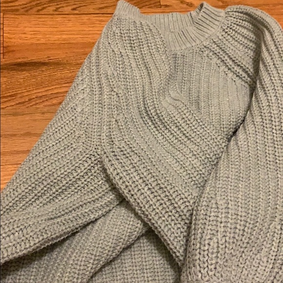 gray sweater - Picture 4 of 5